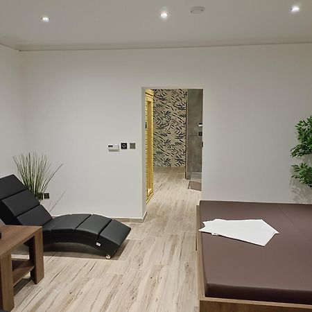 Penzion A Wellness - Jilan, Naves Svobody 39, Olomouc Bagian luar foto