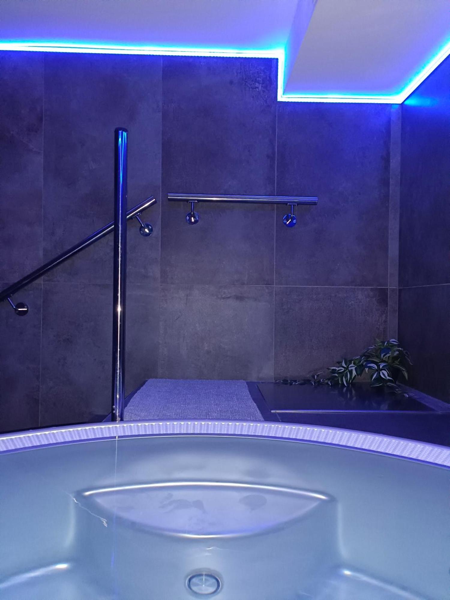 Penzion A Wellness - Jilan, Naves Svobody 39, Olomouc Bagian luar foto